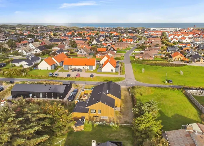 Bena - 800m From The Sea By Interhome 펜션